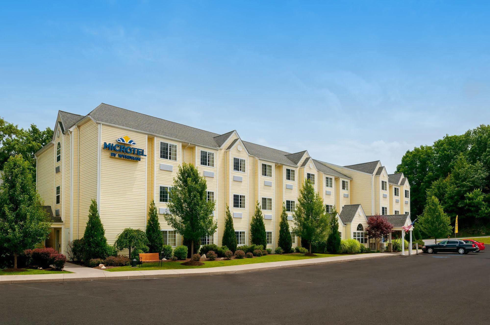 Microtel Inn & Suites Beckley East Eksteriør bilde